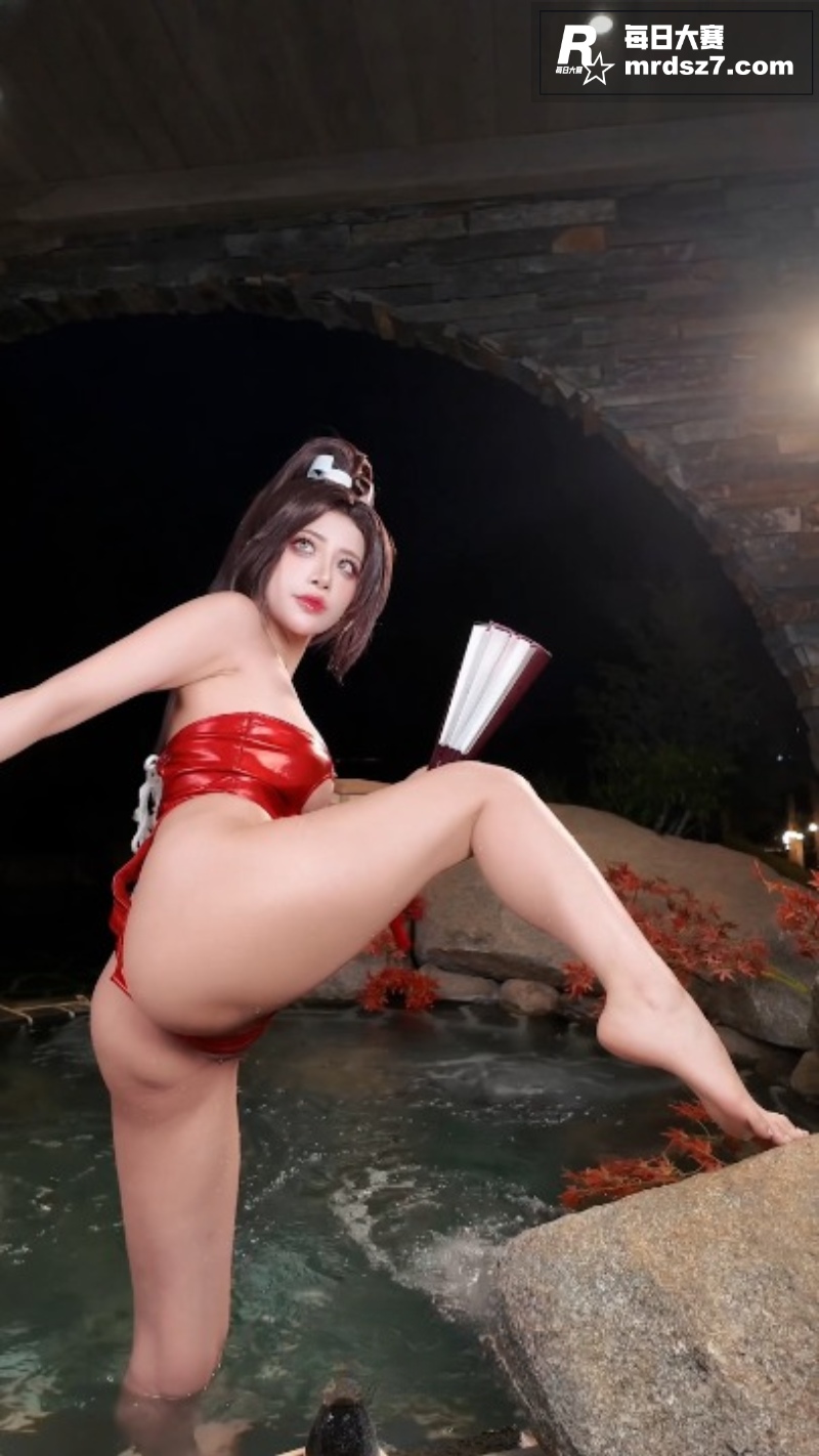 推特高颜值大奶女神 相关图片8