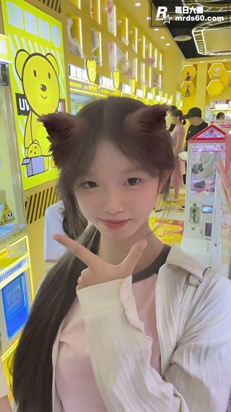 抖音热瓜！高颜值甜美相关图片7