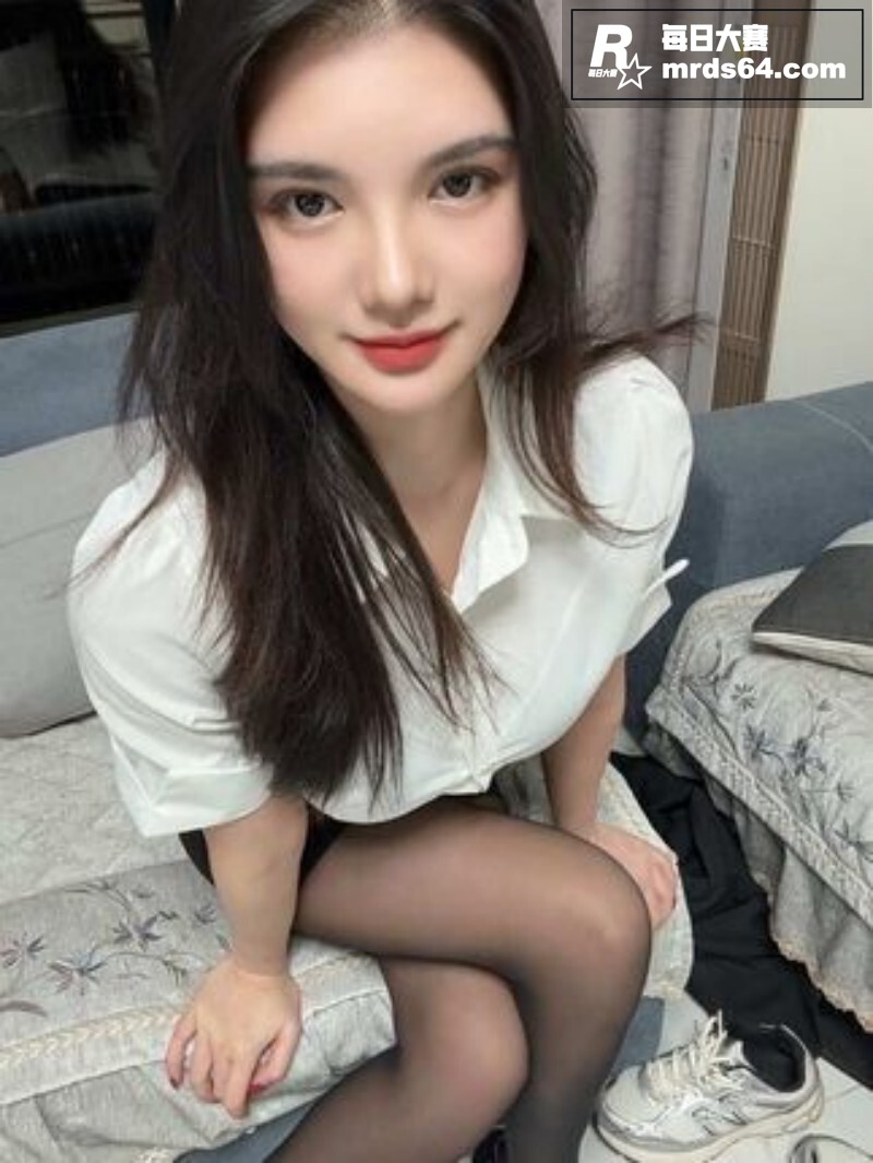 抖音网红御姐 余莎莎相关图片2