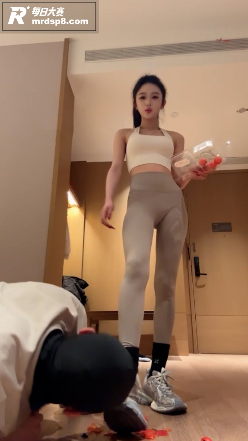 玩物社交直播 车模尹相关图片7