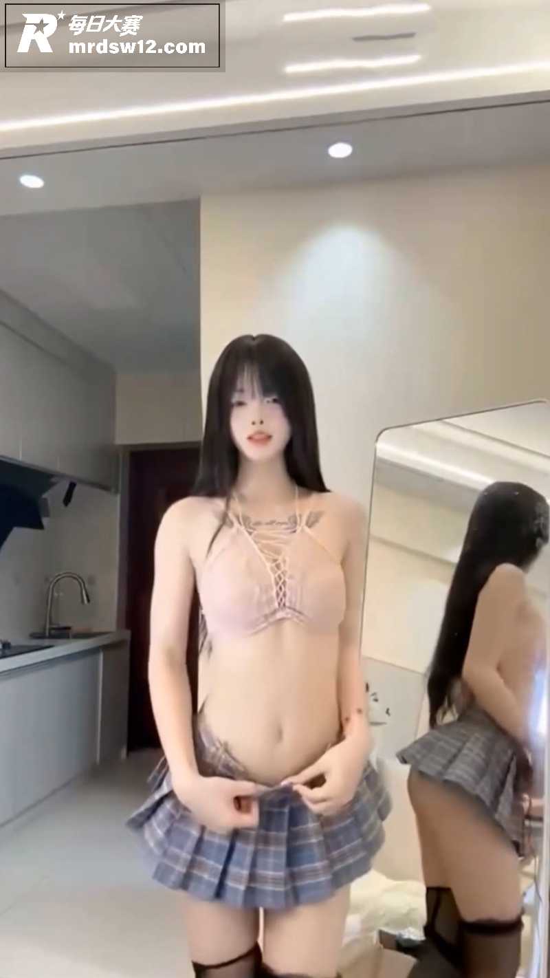 快手高颜值网红 小灵相关图片11