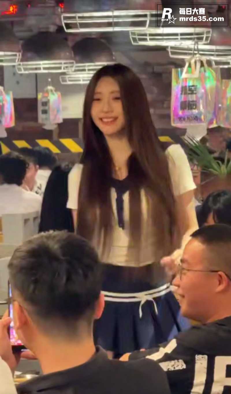 烧烤店老板放大招 邀相关图片4
