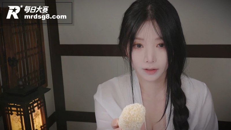 ASMR声控博主 Y相关图片1