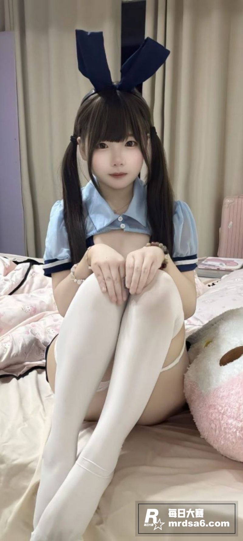极品萝莉网红 发呆 相关图片7