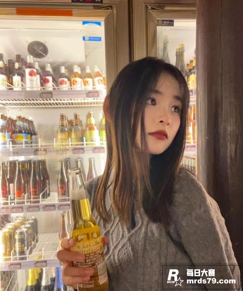 极品高颜值反差母狗 相关图片4