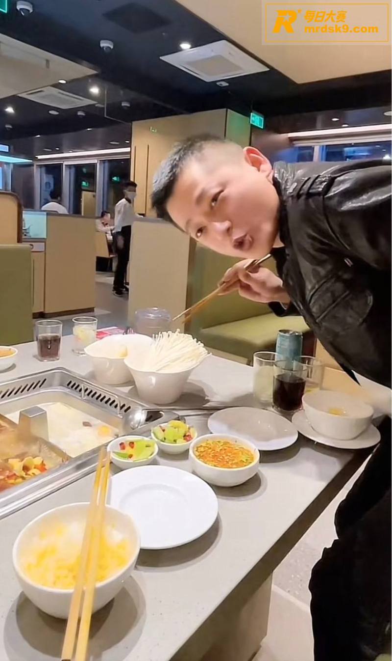 抖音六百万粉丝网红 相关图片8