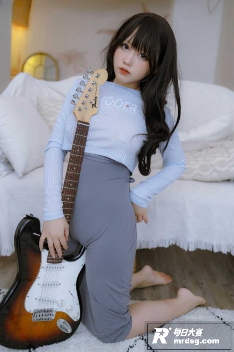 极品巨乳肥臀福利姬 相关图片1