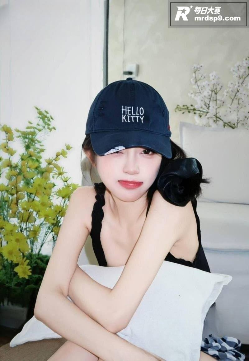 司晓迪再曝与鹿晗聊天相关图片10