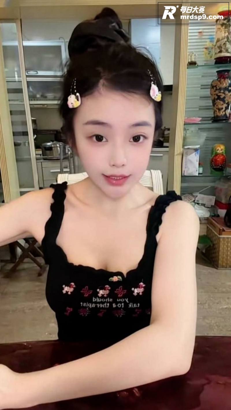 司晓迪再曝与鹿晗聊天相关图片14