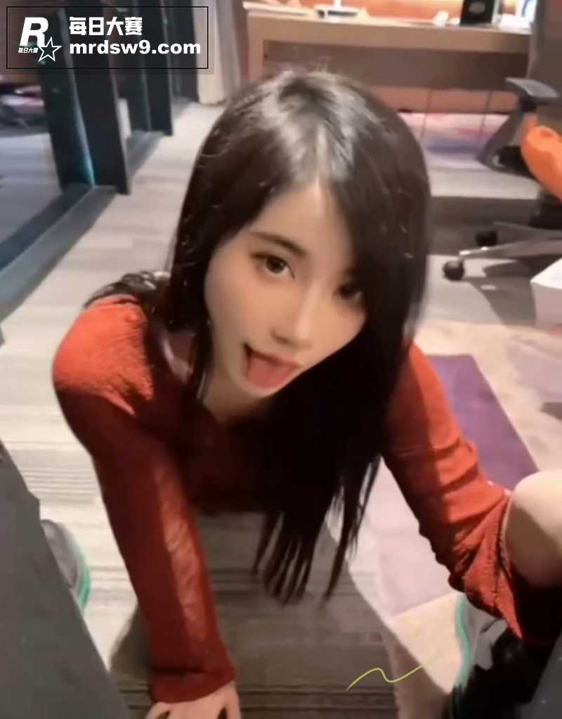 湖南巨乳模特 美七m相关图片1