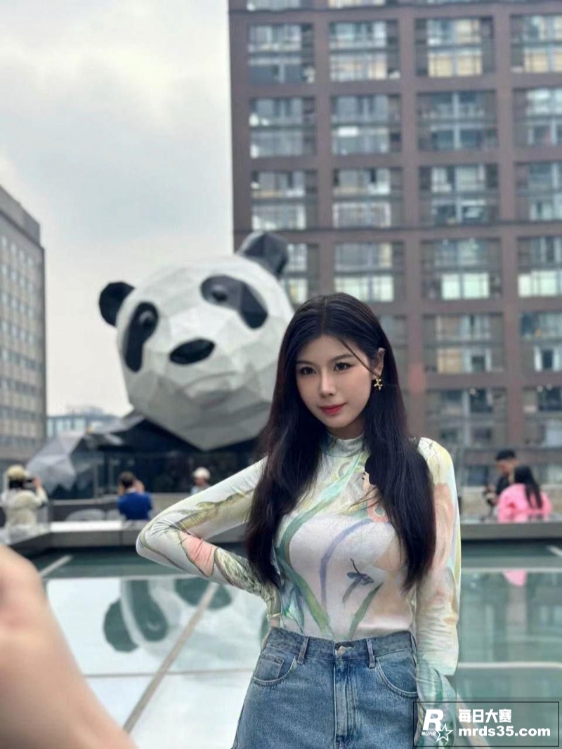 沈阳航空大学巨乳嫩妹相关图片3