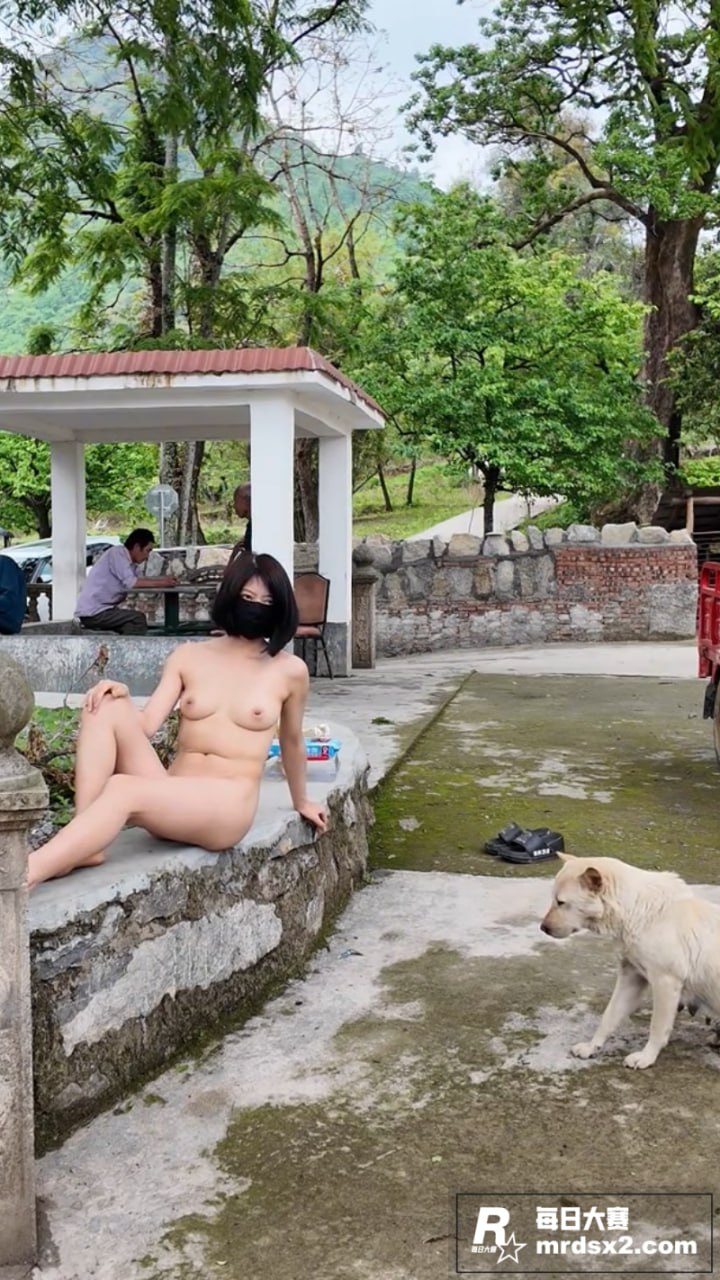 户外露出女神 cik相关图片5