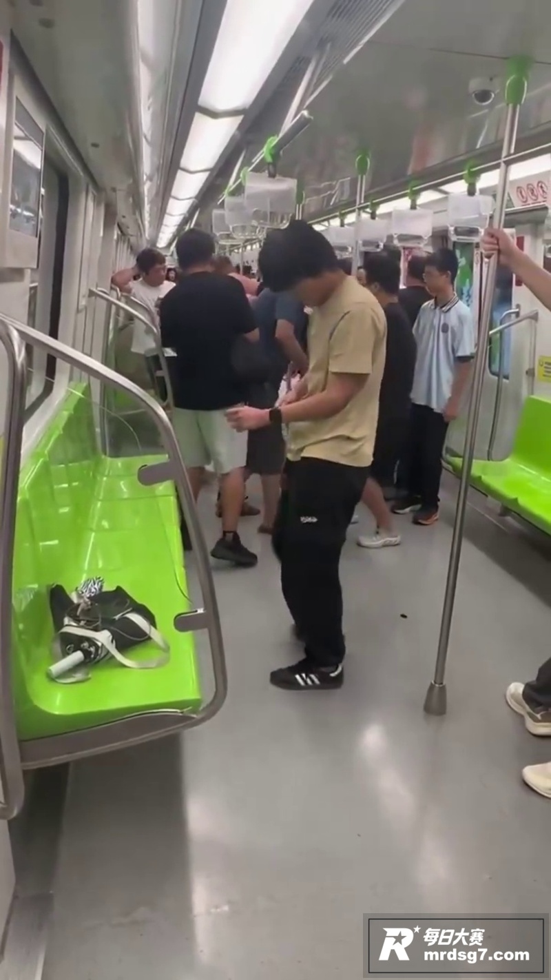 南京地铁三号线少年情相关图片10