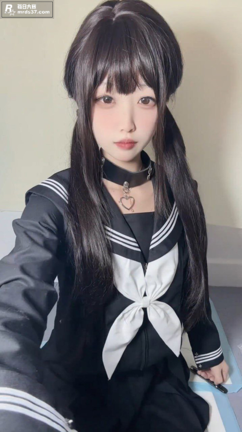 极品反差萝莉福利姬 相关图片1