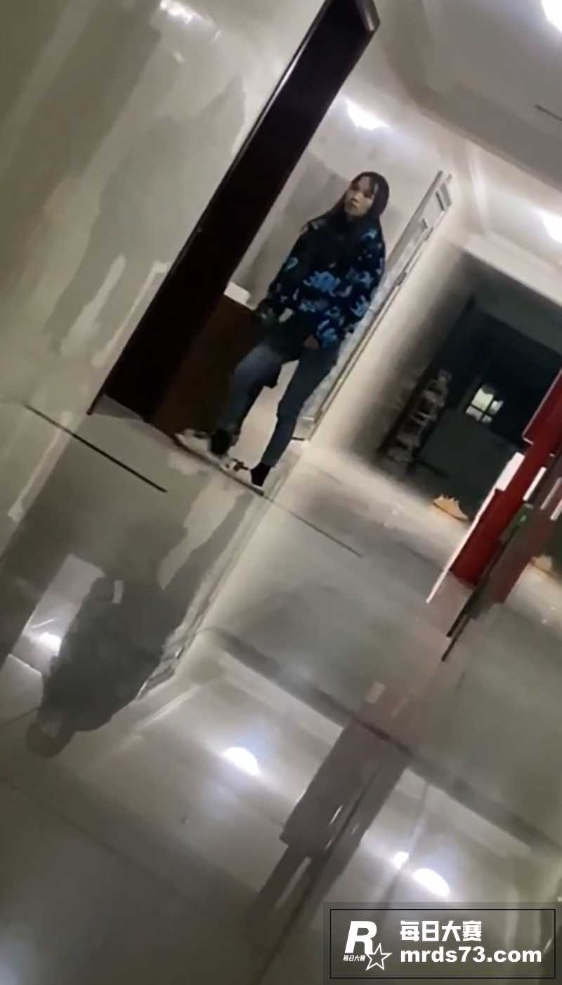 网友投稿！重口味恋鞋相关图片3