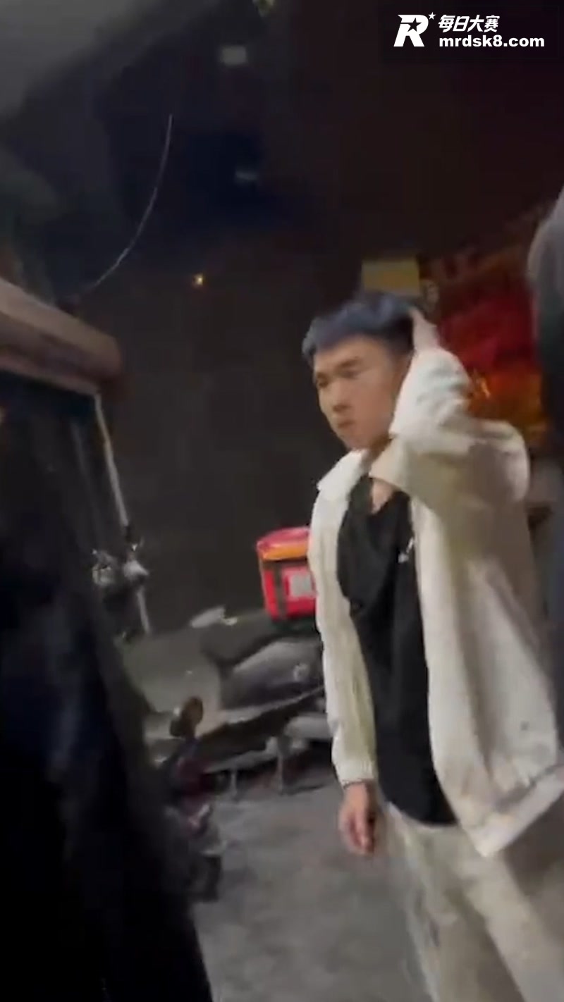 精神小妹太疯狂 找来相关图片4