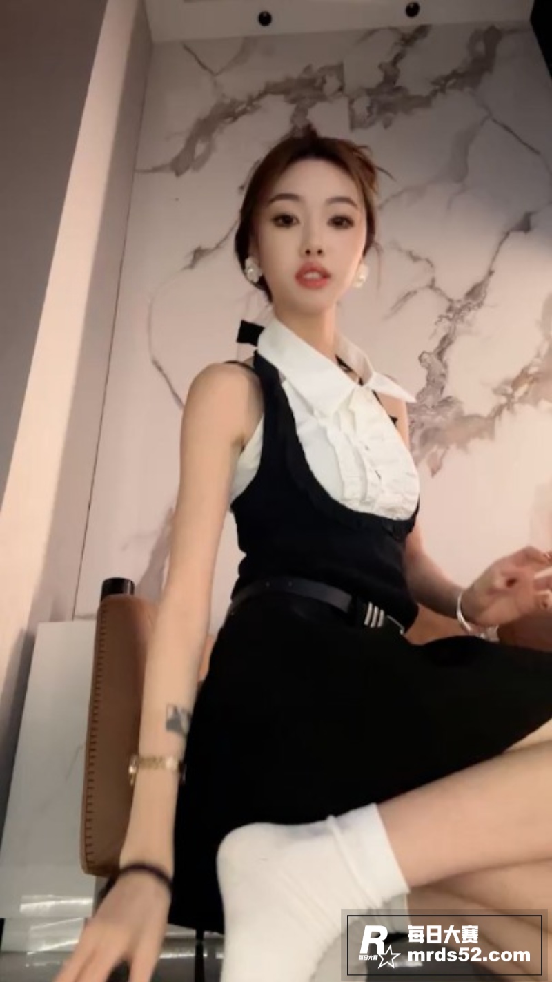 玩物社交调教女王 凉相关图片1