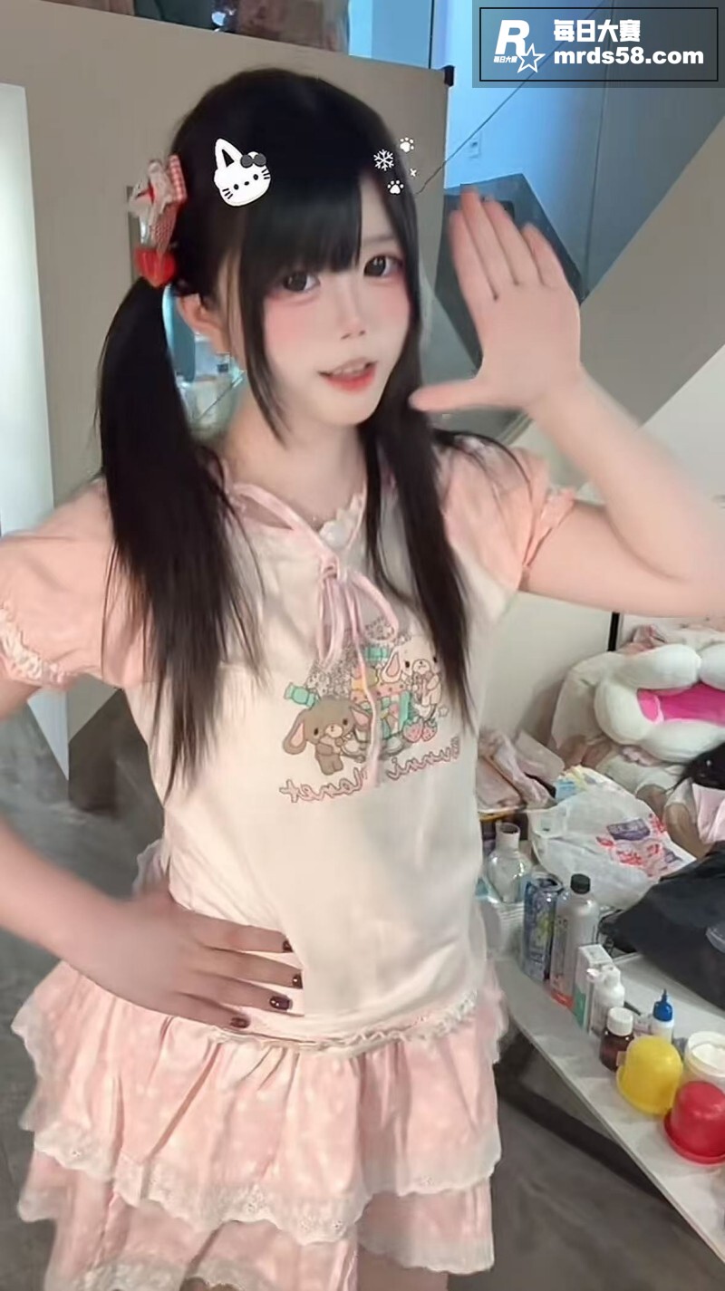 抖音极品小萝莉 幸酱相关图片6