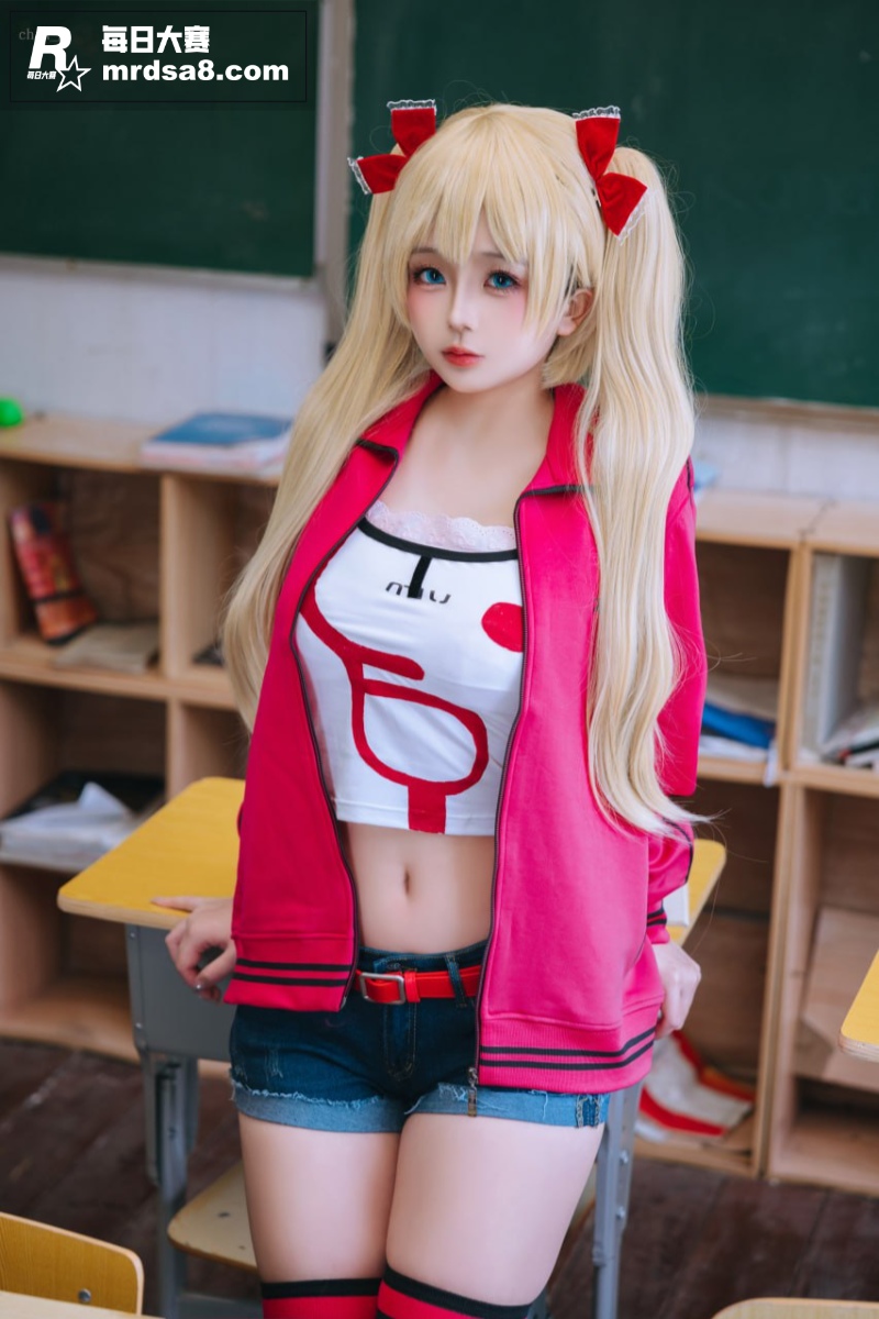 日本巨乳福利姬 日奈相关图片2