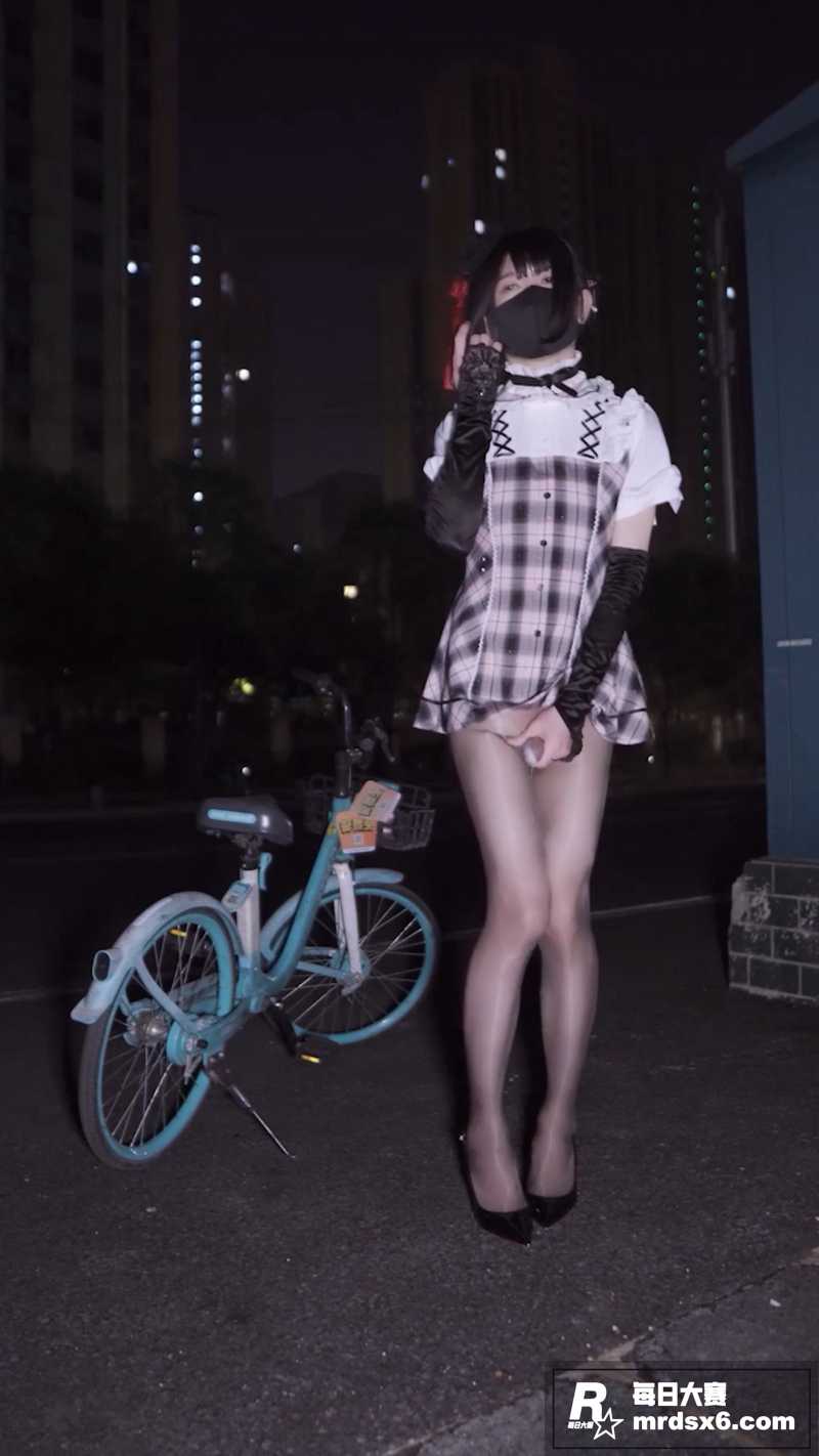 推特高颜值TS伪娘 相关图片8