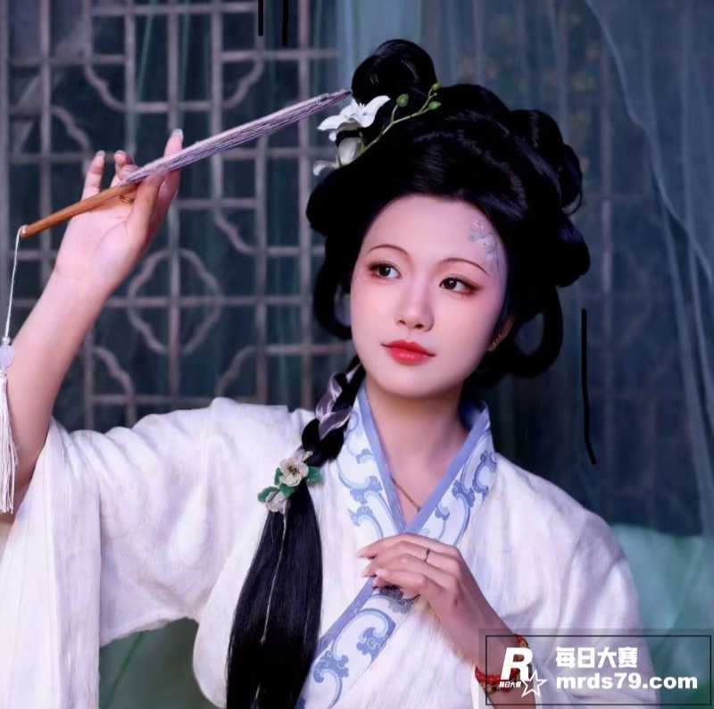 极品古装巨乳少妇 王相关图片6