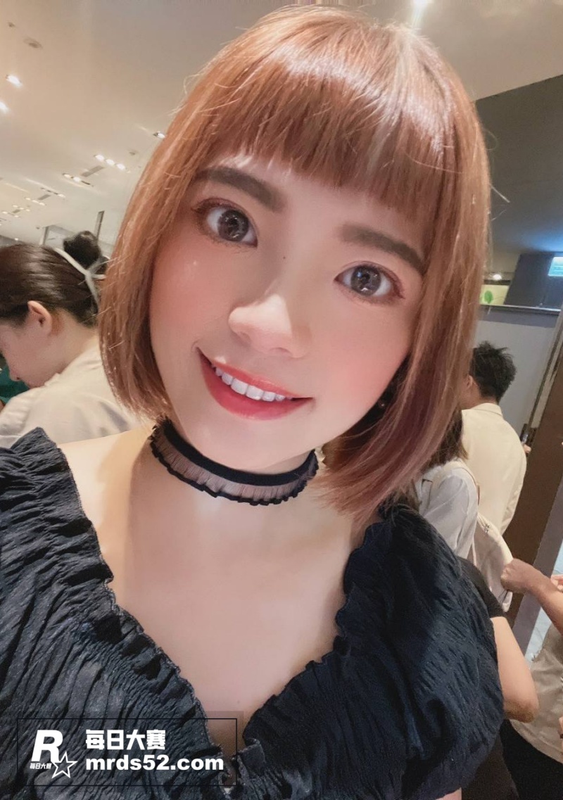 极品齐刘海妹子 邓芷相关图片5