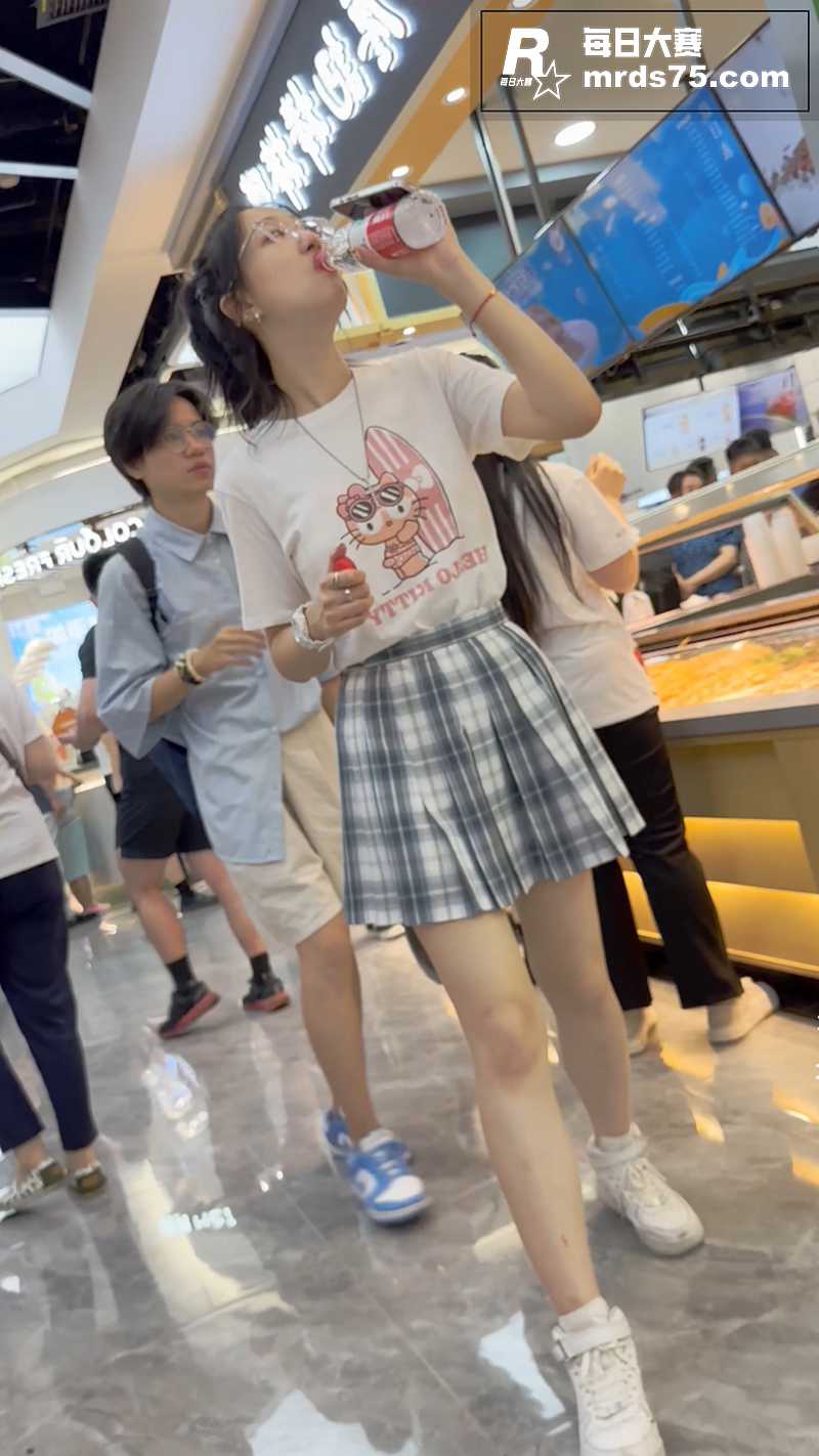 国产抄底大神KFC内相关图片5