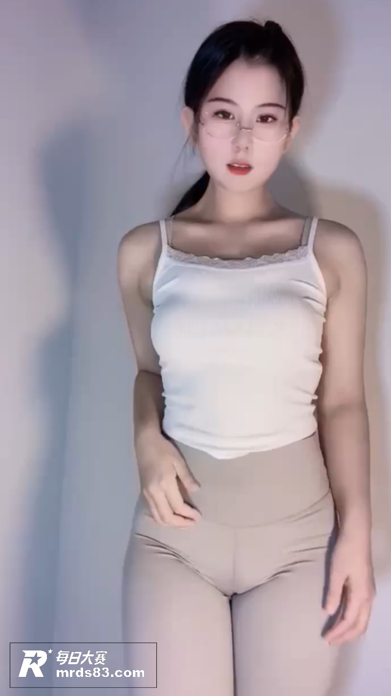 抖音百万御姐女神 小相关图片7