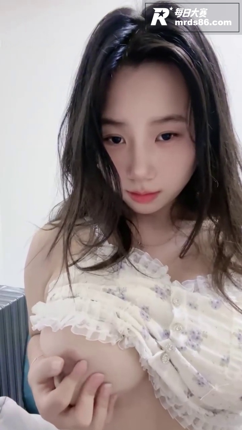 抖音顶级微胖大奶主播相关图片8
