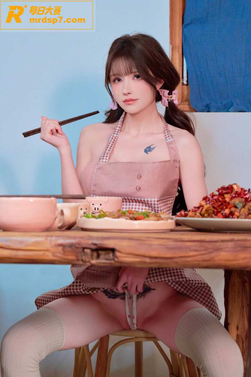 微密圈高颜女神 鹿八相关图片11