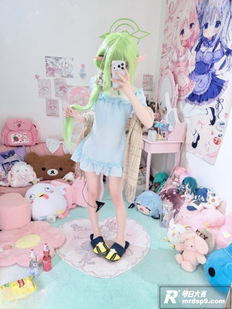 推特极品模特嫩妹 染相关图片9