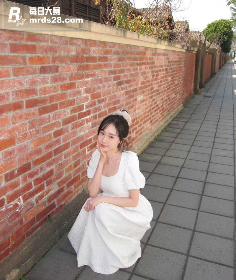 IG超高颜值清纯女神相关图片8