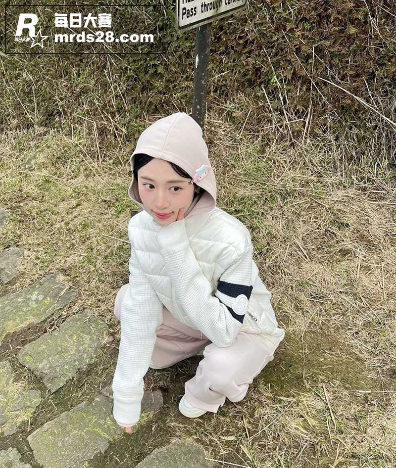 IG超高颜值清纯女神相关图片15