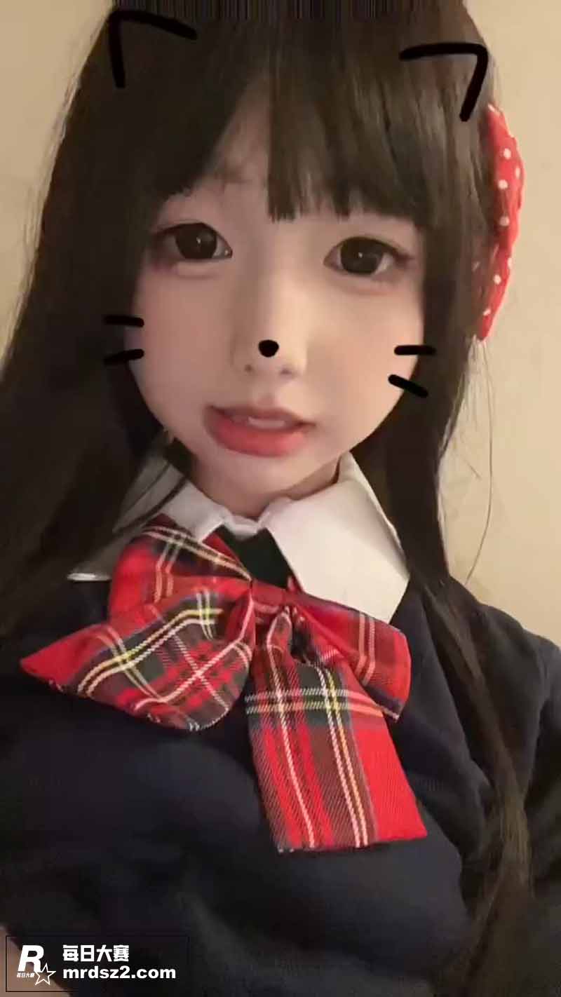 湖南常德反差嫩妹 谢相关图片1