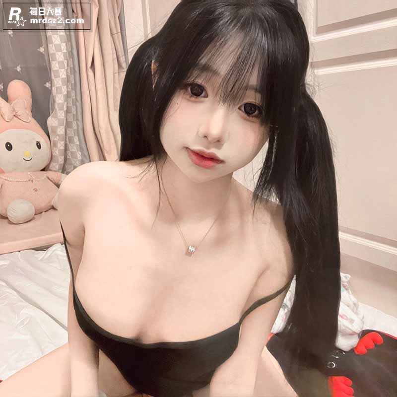 湖南常德反差嫩妹 谢相关图片2