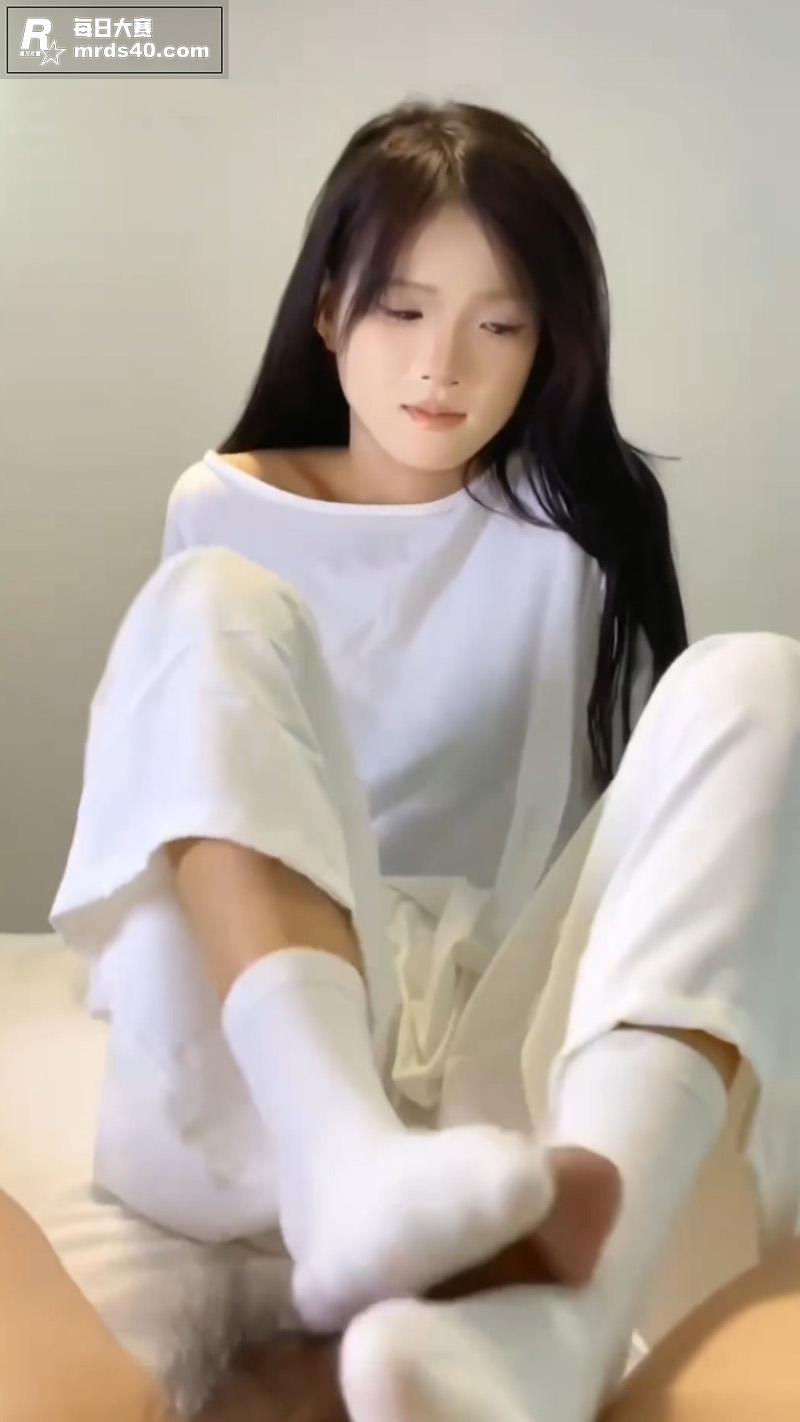极品高颜值反差少女 相关图片2