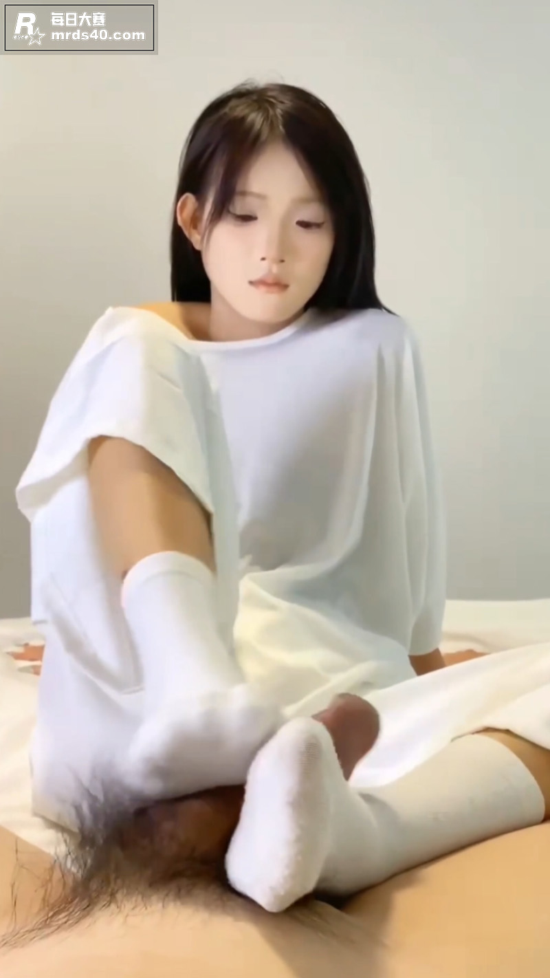 极品高颜值反差少女 相关图片3