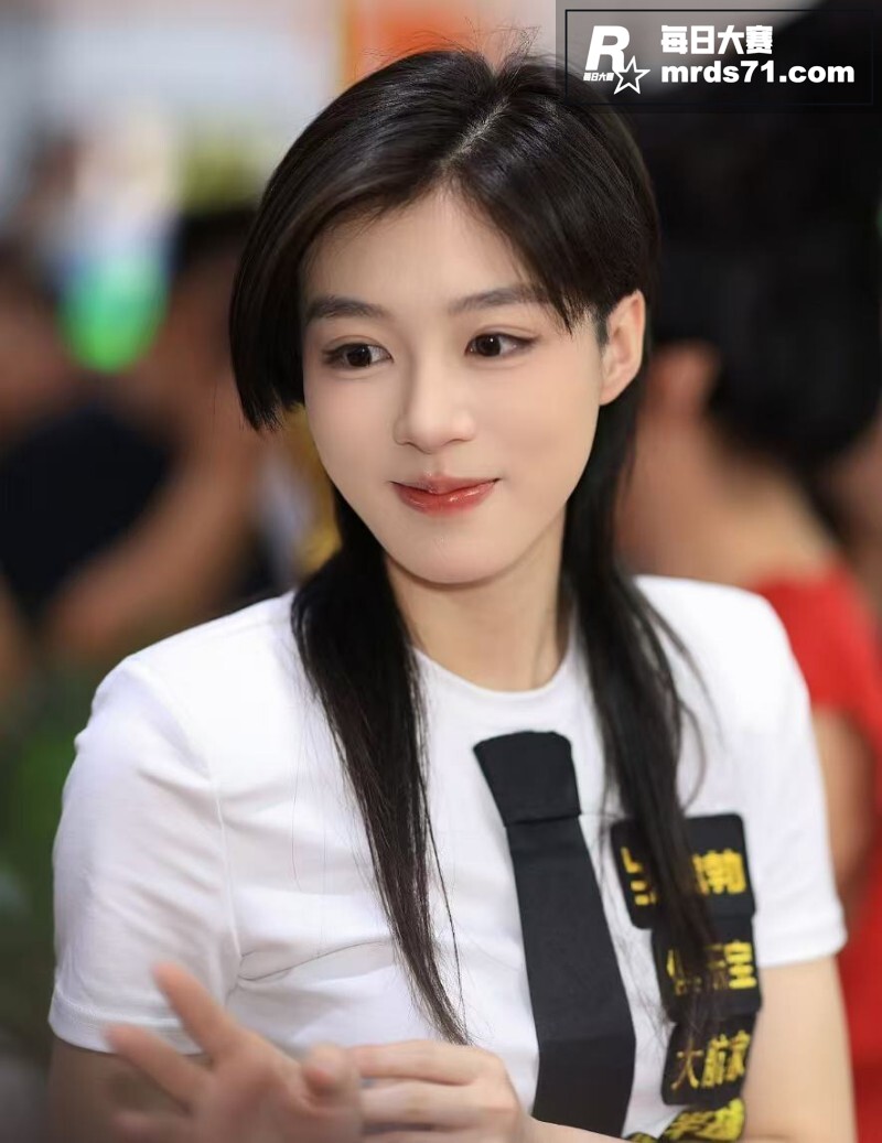 抖音网红台球女神 王相关图片6