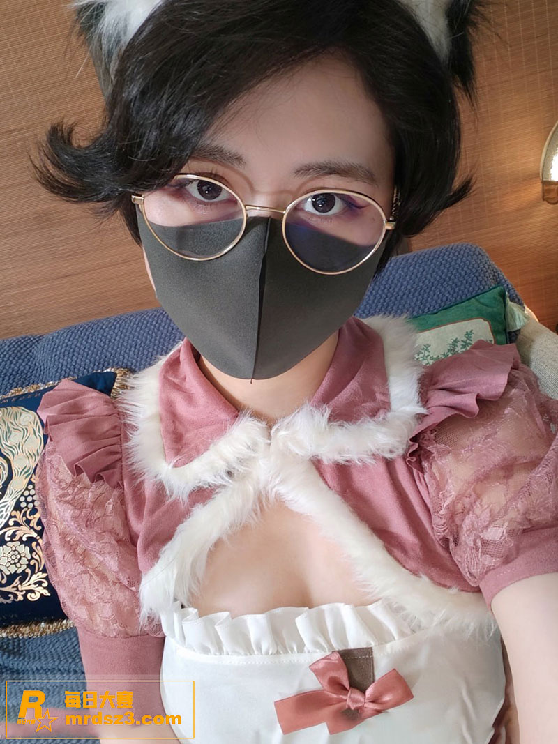 推特极品网黄 奶咪 相关图片11