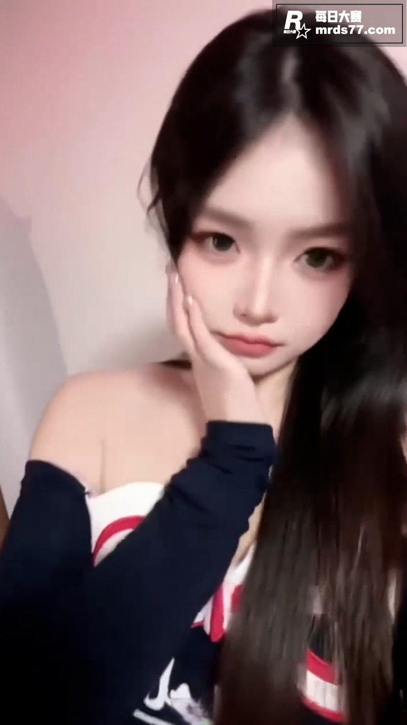 广东清远反差女护士 相关图片1