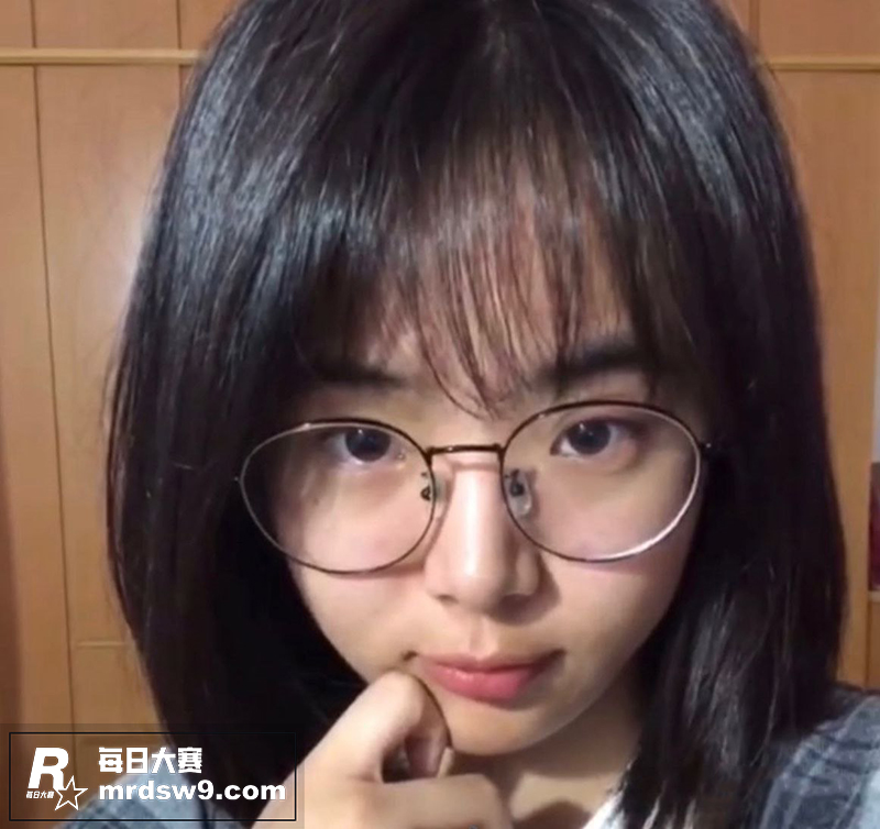山西运城大一清纯短发相关图片2