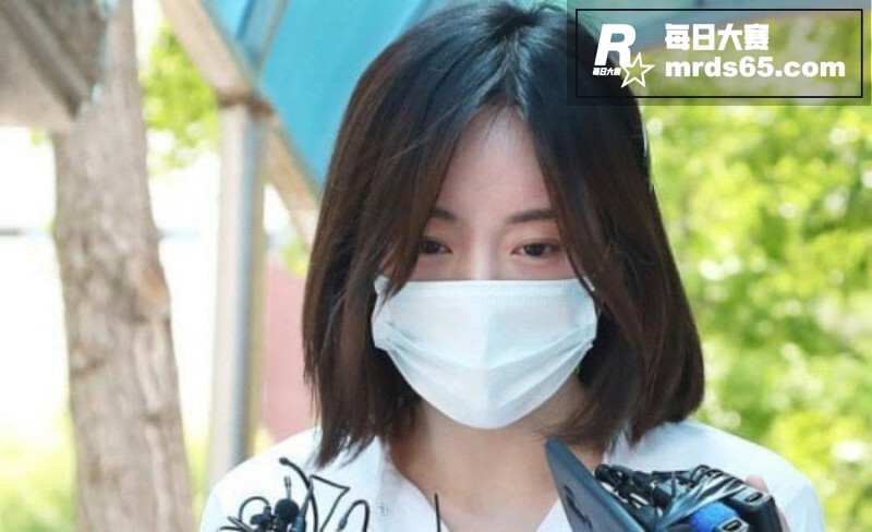 韩国财阀千金 黄荷娜相关图片6
