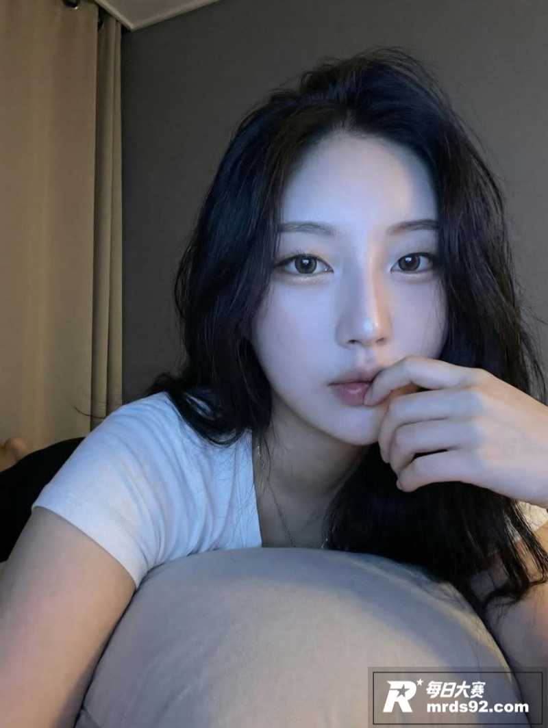 抖音极品女主播刘舒妤相关图片1