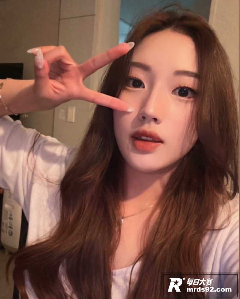 抖音极品女主播刘舒妤相关图片2