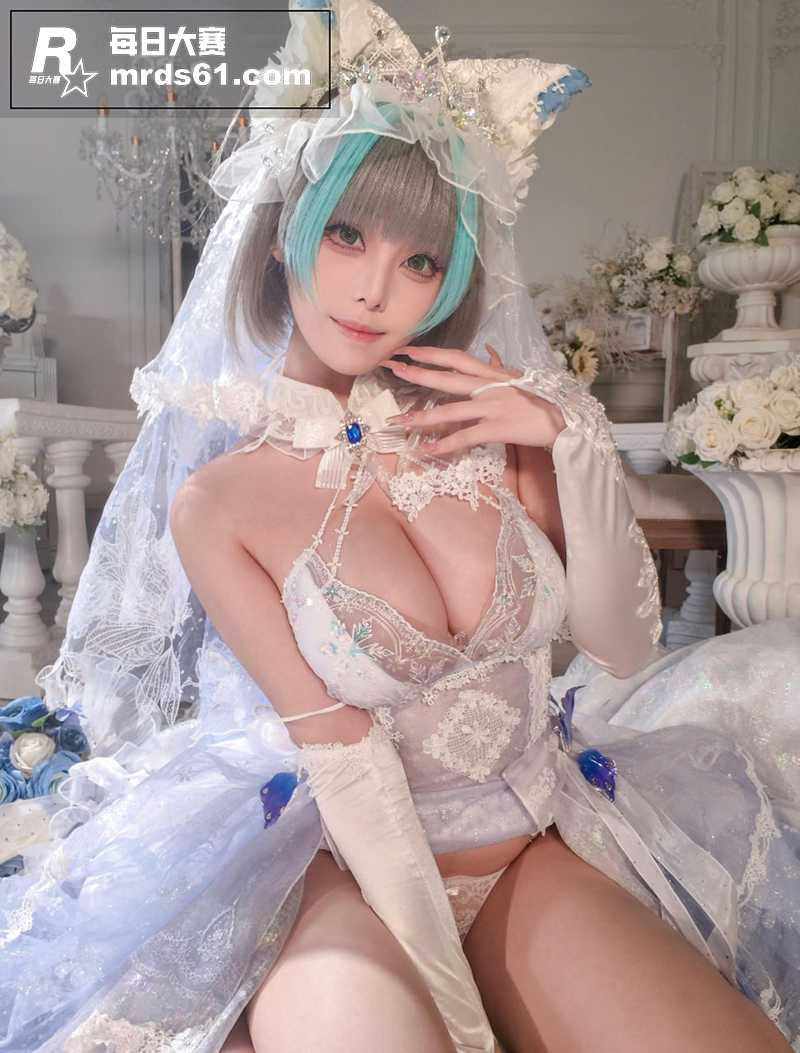 推特极品尤物女神 蜜相关图片2