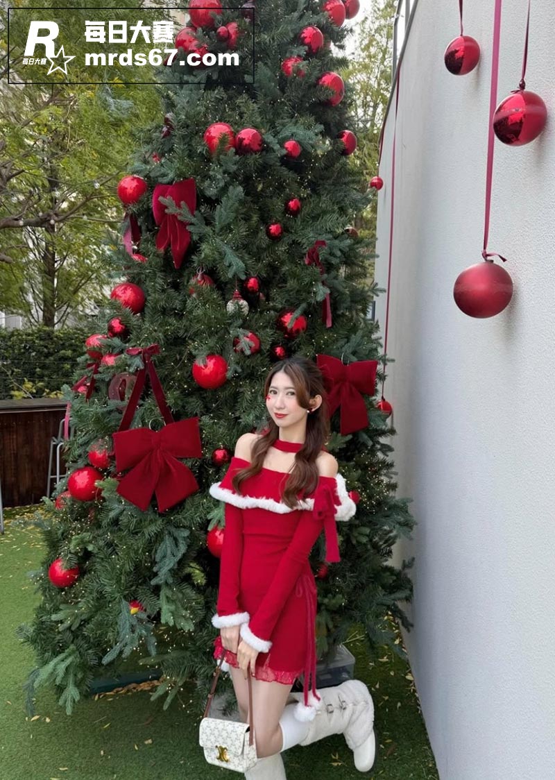 IG高颜值网红 黎美相关图片2