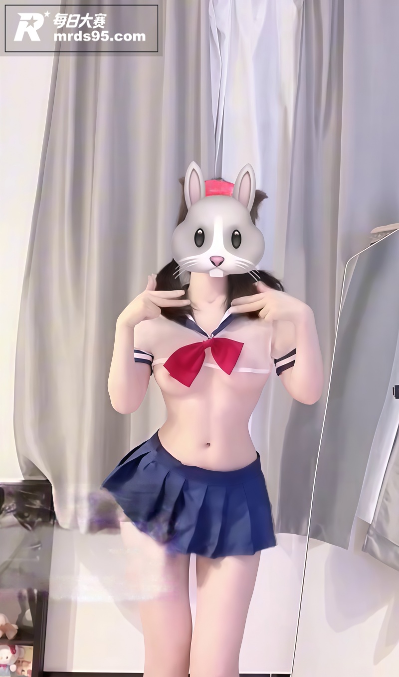 极品反差美乳萝莉 小相关图片6