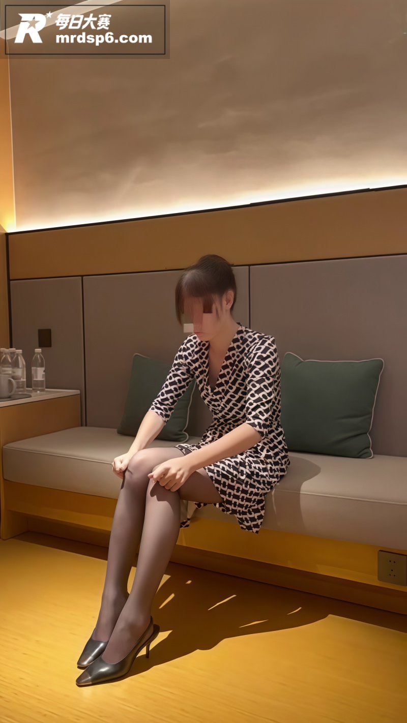 推特淫妻原创博主 翘相关图片1