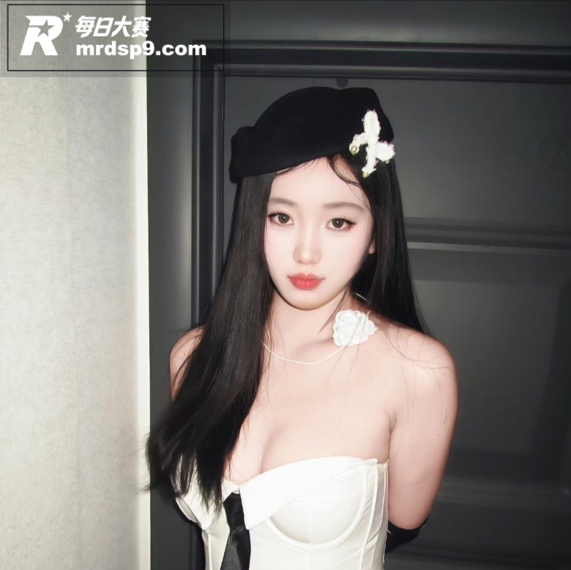 厦门大学翘臀妹樊娜 相关图片3