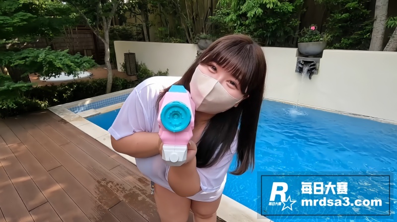 日本巨乳福利姬 0m相关图片5